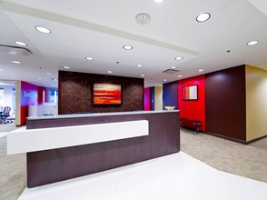 699 Walnut St, Des Moines, IA for lease Lobby- Image 1 of 8