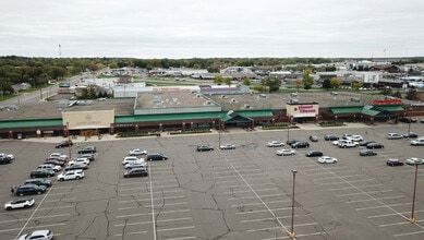 2510 W Division St, Saint Cloud, MN for lease Building Photo- Image 2 of 5