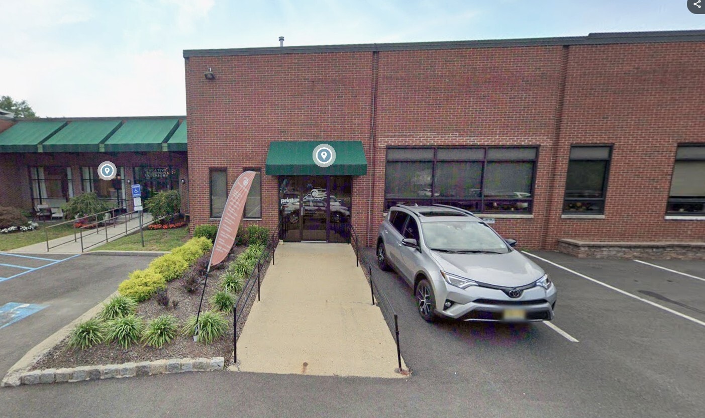 558-560 Central Ave, New Providence, NJ for lease Primary Photo- Image 1 of 4