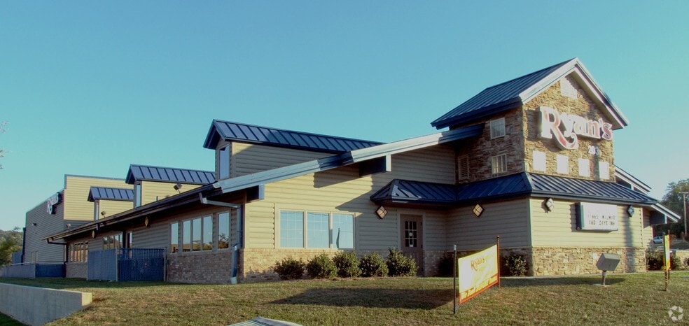 504 Crockett Trace Dr, Morristown, TN for sale - Primary Photo - Image 1 of 8