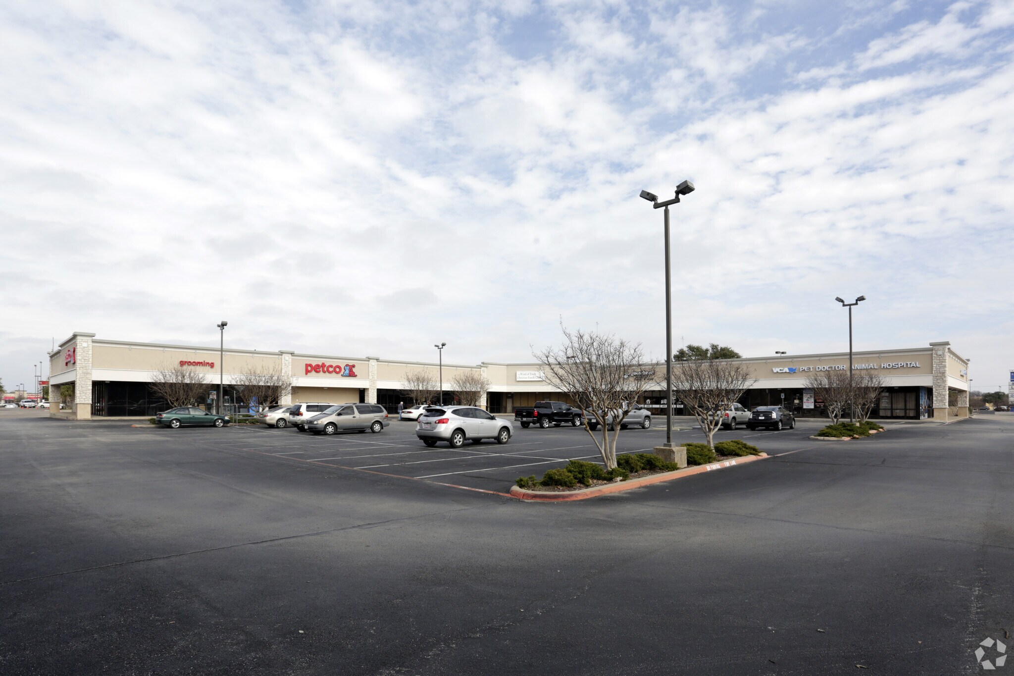 1401 E Spring Valley Rd, Richardson, TX for lease Building Photo- Image 1 of 17