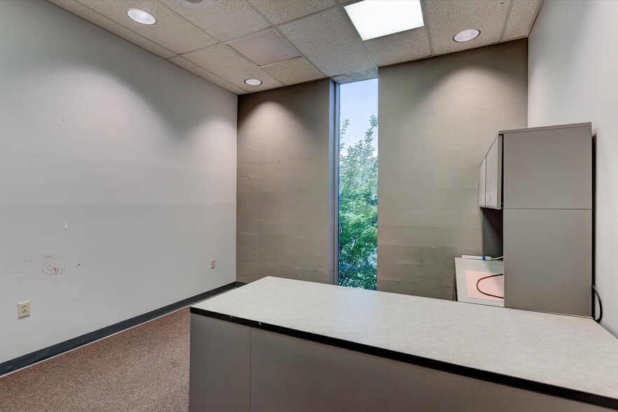 106 Administration Rd, Oak Ridge, TN à louer - Photo intérieure - Image 3 de 13