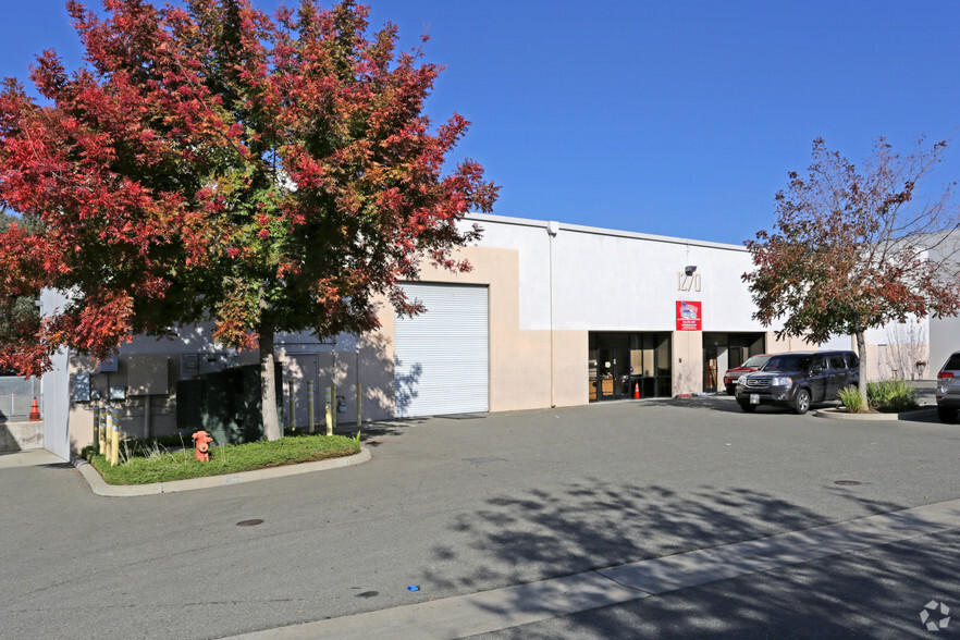 1270 Triangle Ct, West Sacramento, CA for lease - Primary Photo - Image 2 of 2