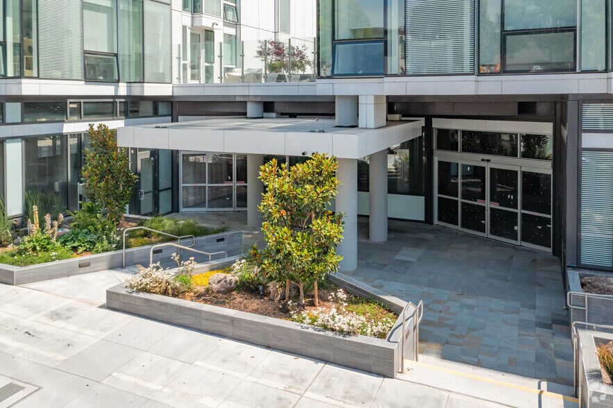 555 Fulton St, San Francisco, CA à louer - Photo du bâtiment - Image 1 de 4