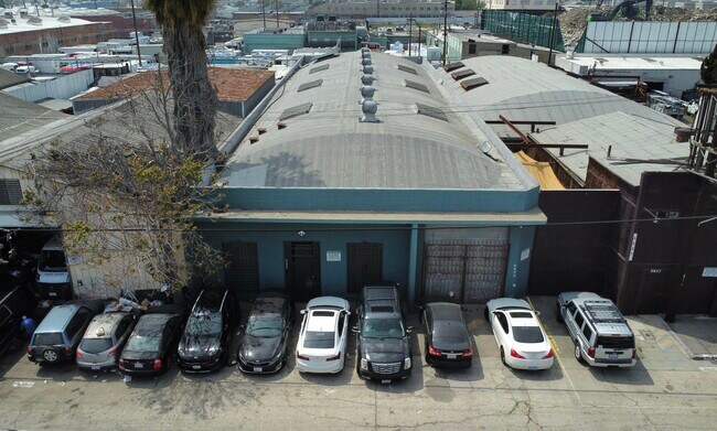 Plus de détails pour 6633 McKinley Ave, Los Angeles, CA - Industriel à vendre