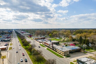 3333 E 8 Mile Rd, Warren, MI - Aérien  Vue de la carte