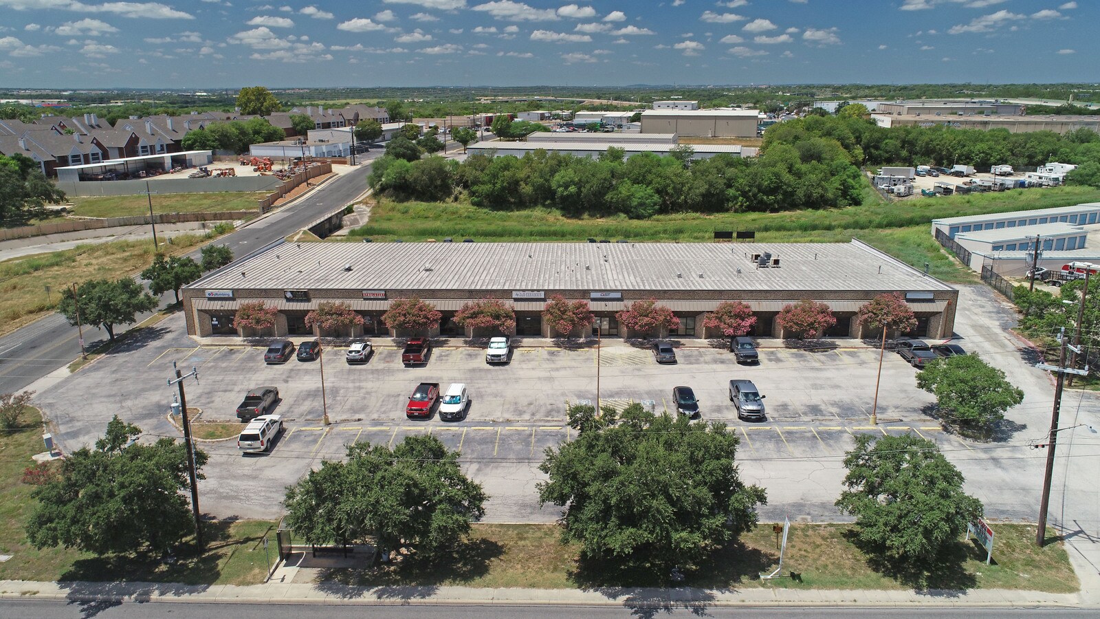10801-10817 Nacogdoches Rd, San Antonio, TX à louer Photo du bâtiment- Image 1 de 9