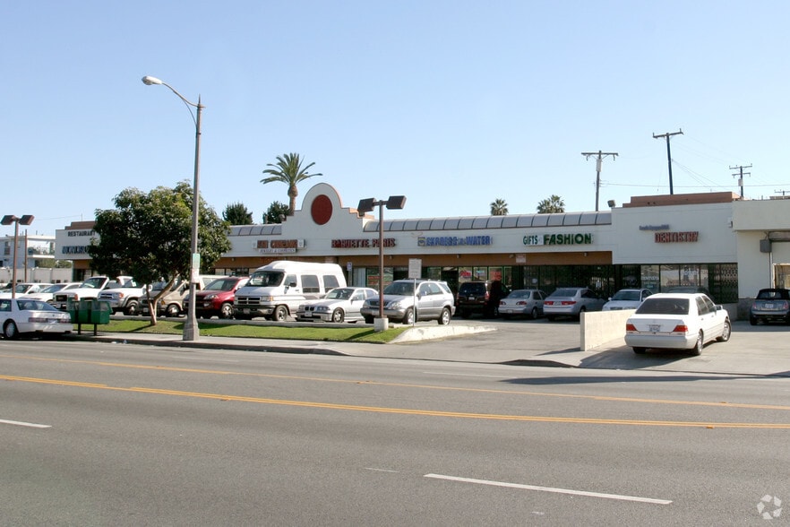 2146-2150 E Anaheim St, Long Beach, CA for lease - Primary Photo - Image 1 of 4