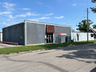 Plus de détails pour 788 2nd Ave S, Moorhead, MN - Vente au détail à vendre