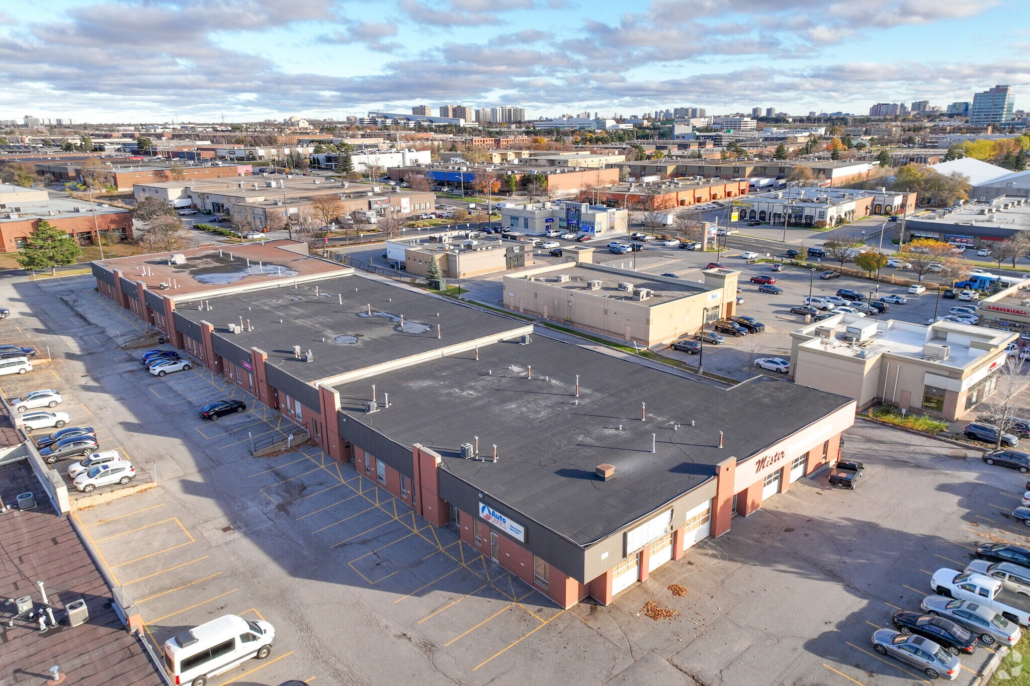 50 Don Park Rd, Markham, ON à vendre Photo principale- Image 1 de 1