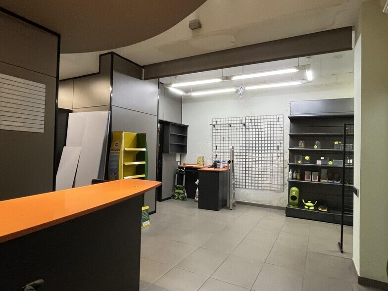 Commerce de détail dans Barcelone, Barcelona à vendre - Photo du bâtiment - Image 3 de 31