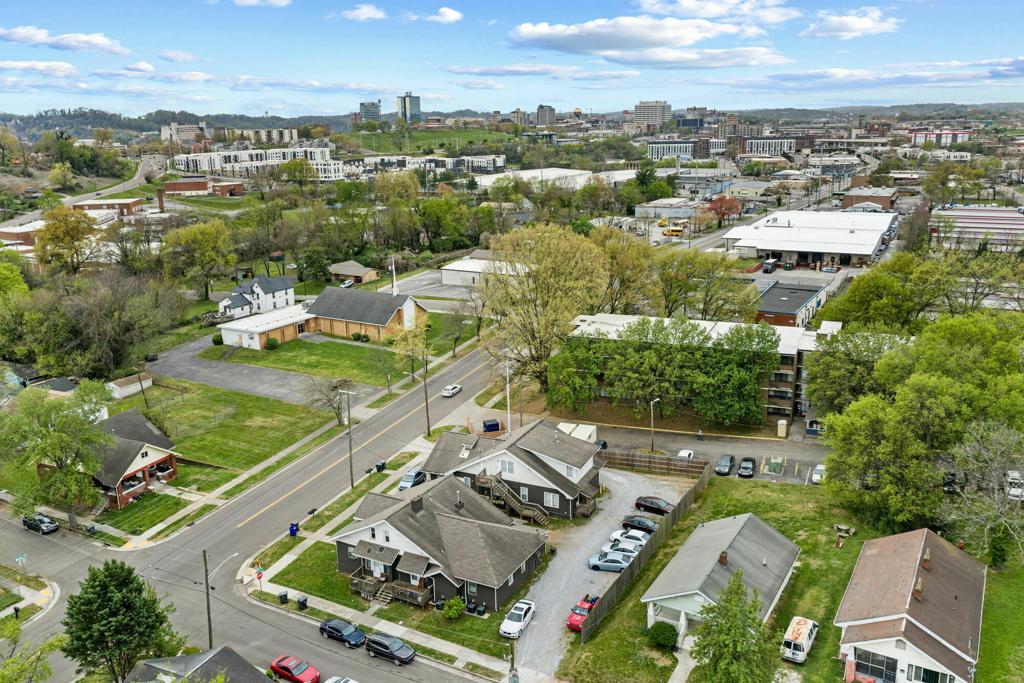 1923-1925 McCalla Ave, Knoxville, TN à vendre Photo principale- Image 1 de 21