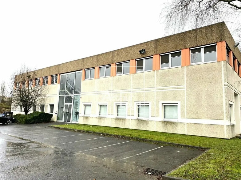 Flex in Ris-Orangis for sale - Building Photo - Image 2 of 5