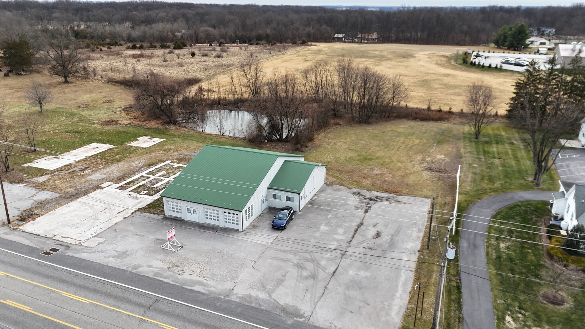 1789 York Rd and 1841 York Rd portfolio of 2 properties for sale on LoopNet.ca Primary Photo- Image 1 of 20