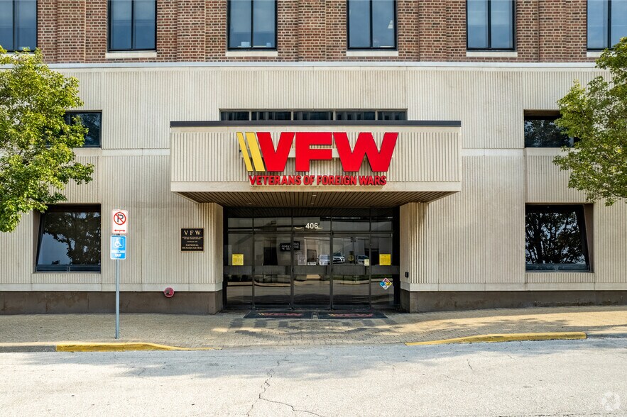 406 W 34th St, Kansas City, MO à louer - Photo du bâtiment - Image 3 de 4