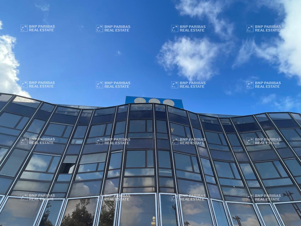 Office in Rennes for sale Building Photo- Image 1 of 8