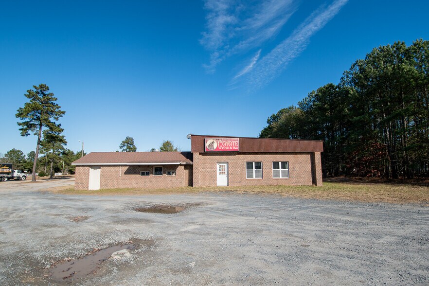 3833 US-220, Jackson Springs, NC à vendre - Photo du bâtiment - Image 2 de 38