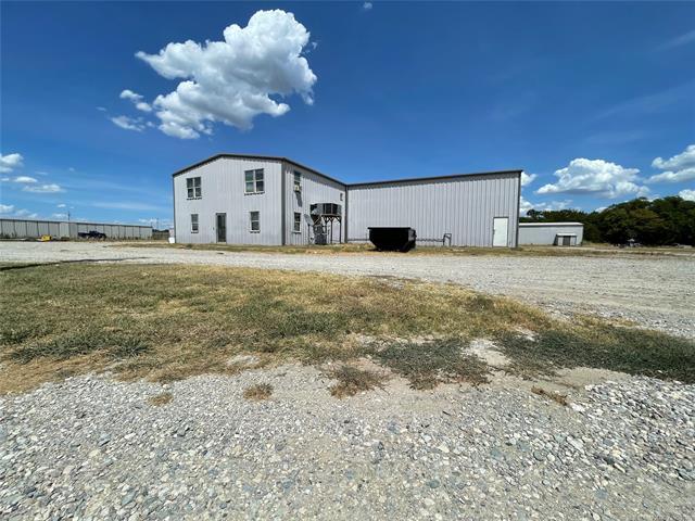 102 Titan Rd, Kingston, OK for sale - Building Photo - Image 1 of 1