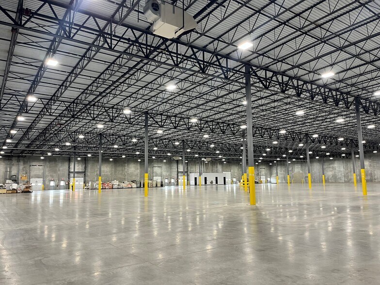 4950 NE 29th St, Des Moines, IA à louer - Photo intérieure - Image 2 de 13