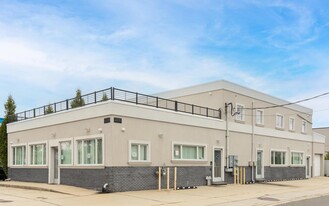 Bellmore Two-Tenant Office - Parking Garage