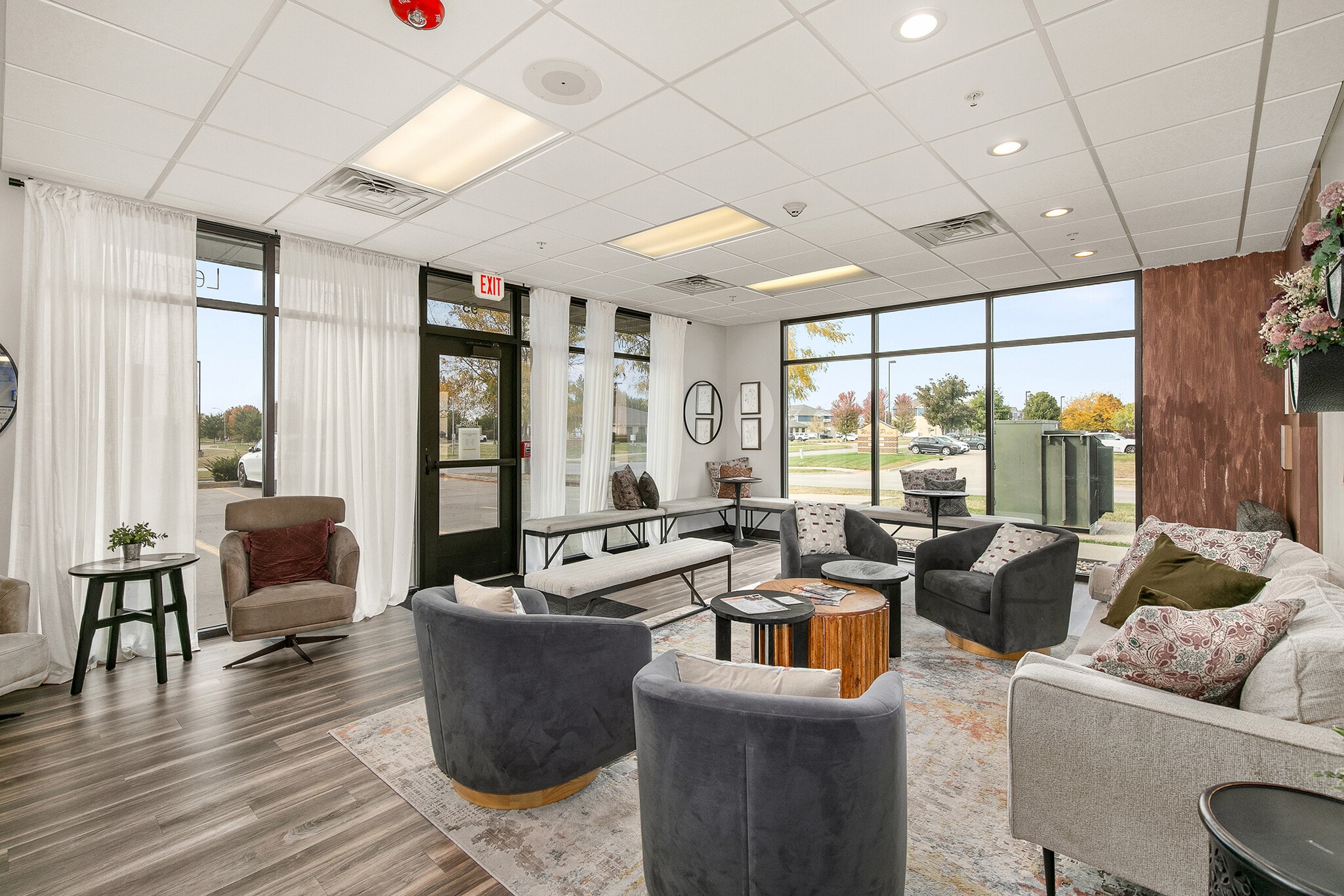 55-95 Dartmoor Dr, Waukee, IA for lease Interior Photo- Image 1 of 5