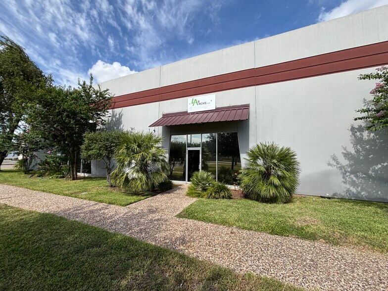 3405 S Jackson Rd, Pharr, TX à louer - Photo du bâtiment - Image 2 de 5