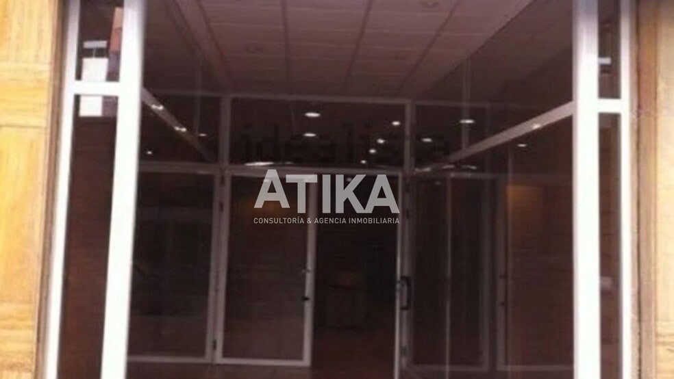 del Escultor Juli Lluís Capuz, 4, Ontinyent, Valencia for lease - Lobby - Image 3 of 4