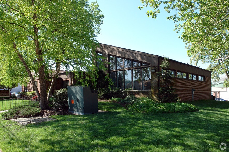 306 W Logan St, Norristown, PA for sale - Building Photo - Image 2 of 12