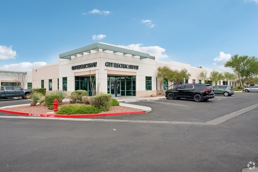 2480 N Decatur Blvd, Las Vegas, NV for lease - Building Photo - Image 3 of 17