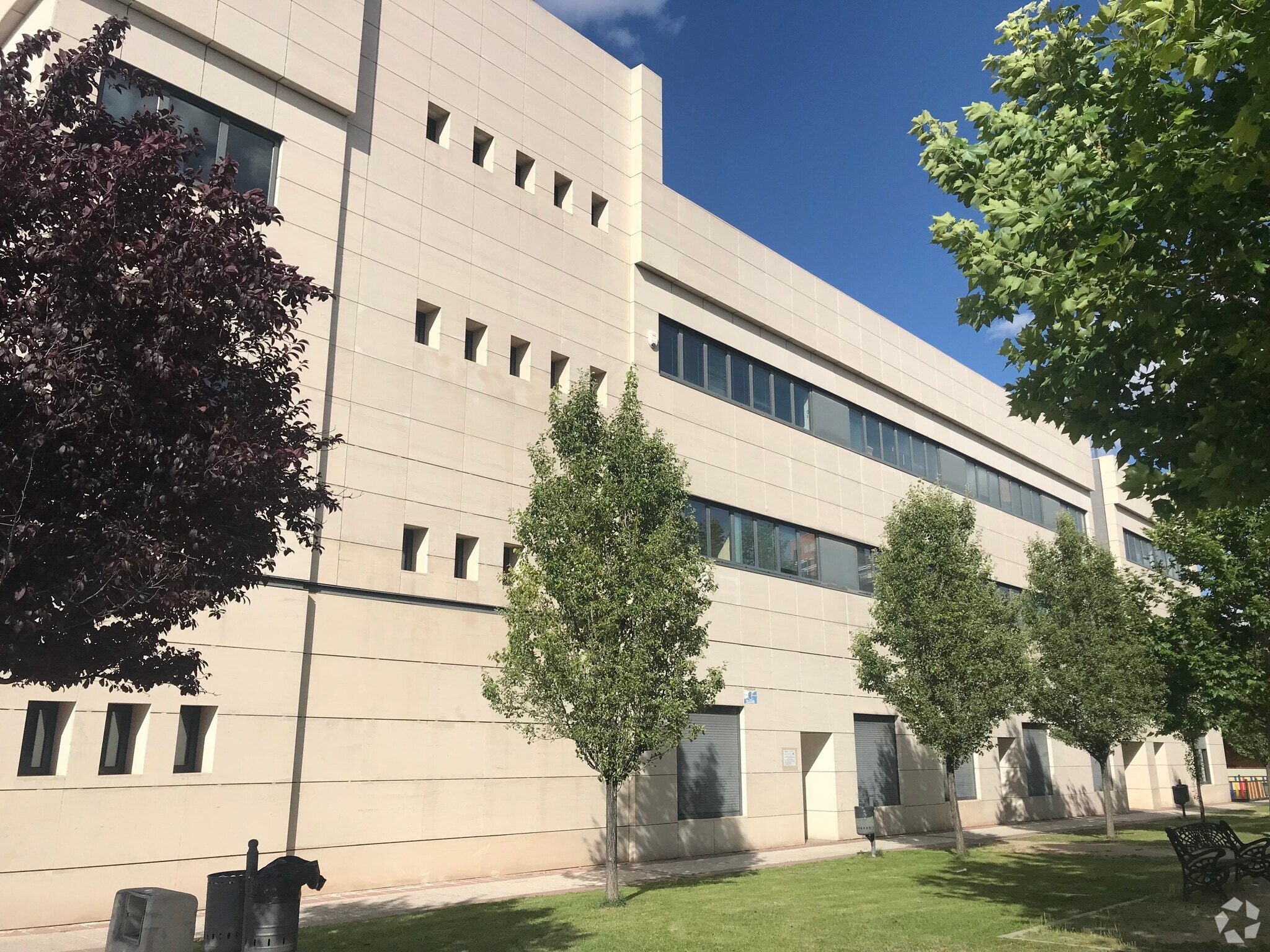 Calle Alcalde Ángel Arroyo, 10, Getafe, Madrid for lease Interior Photo- Image 1 of 10