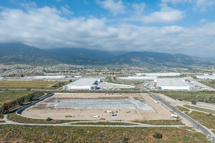 5702 Institution Rd, San Bernardino, CA for lease - Building Photo - Image 3 of 8