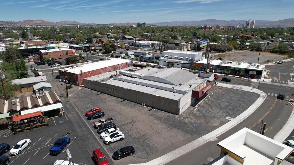 1251 S Virginia St, Reno, NV for sale - Building Photo - Image 2 of 11