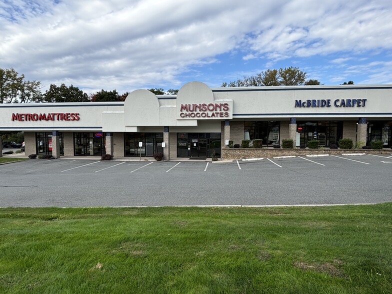 3153 Berlin Tpke, Newington, CT for lease - Building Photo - Image 1 of 8