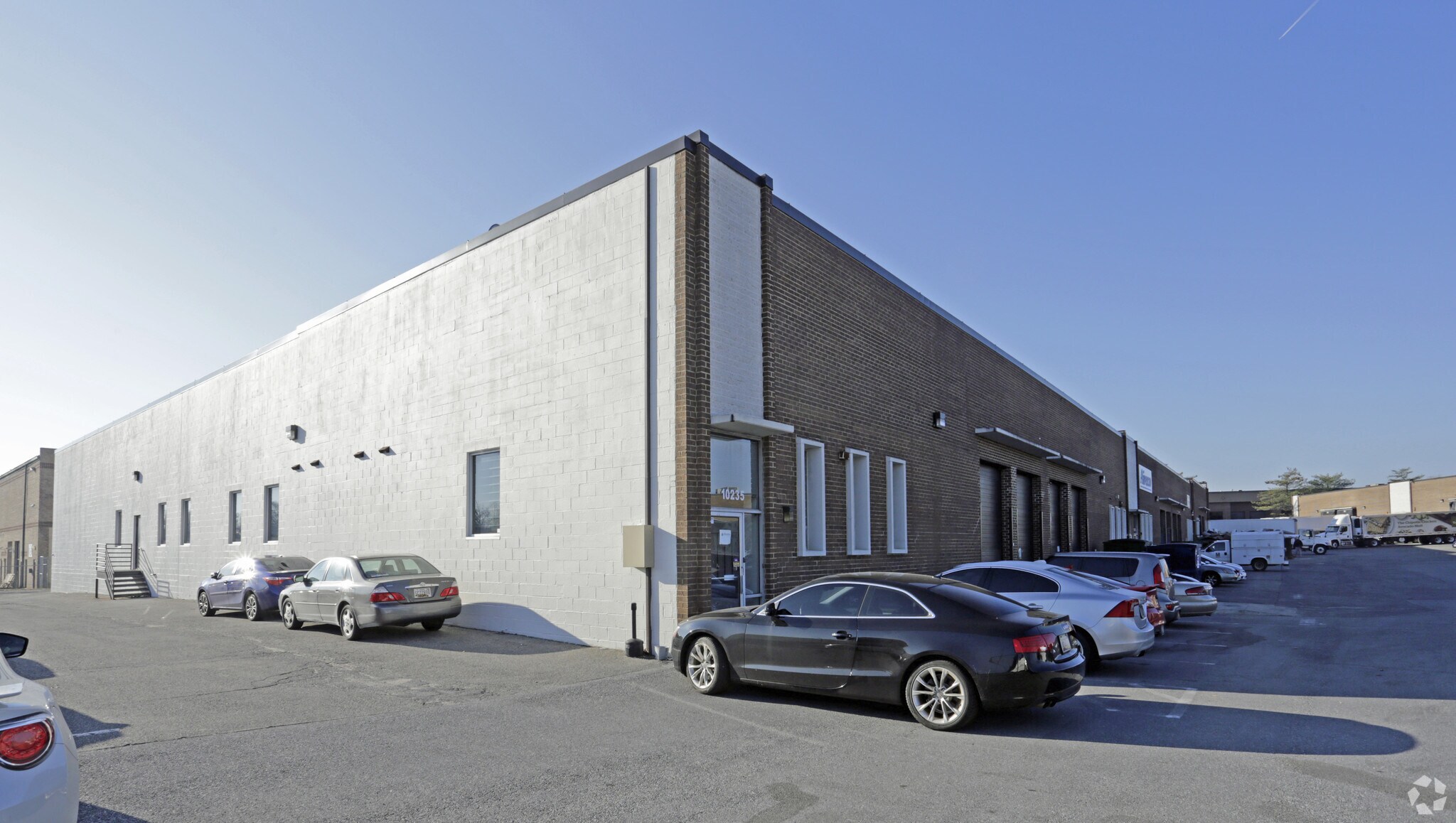 10209-10215 Bacon Dr, Beltsville, MD à louer Photo du bâtiment- Image 1 de 6