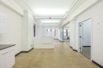 45 W 34th St, New York, NY for lease Interior Photo- Image 1 of 6