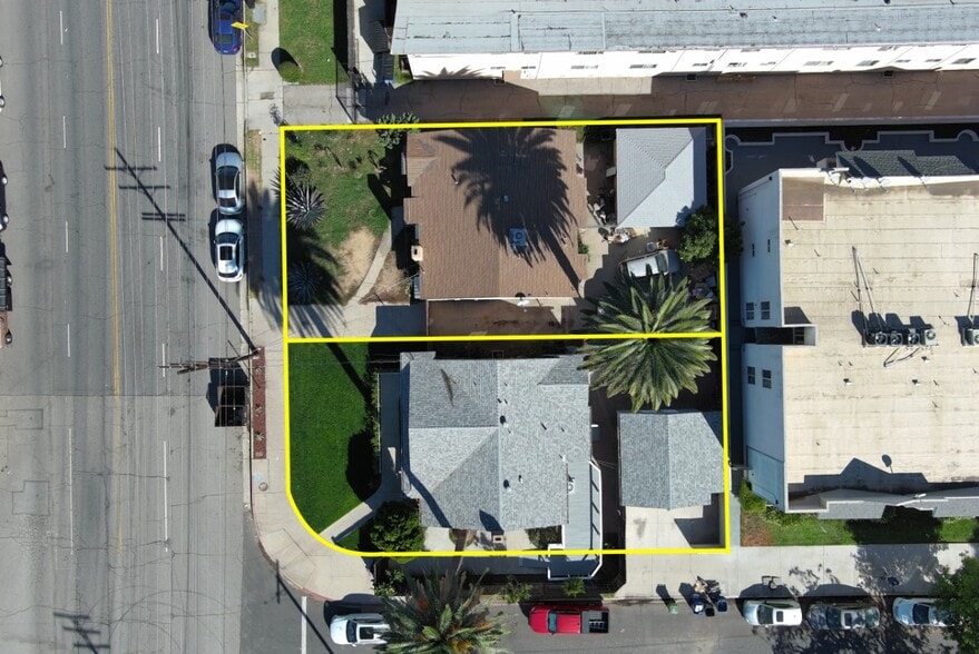7402 Haskell Ave, Van Nuys, CA for sale - Building Photo - Image 2 of 5