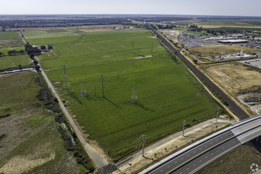 Grant Line Rd, Elk Grove, CA à vendre - Photo du b timent - Image 1 de 13