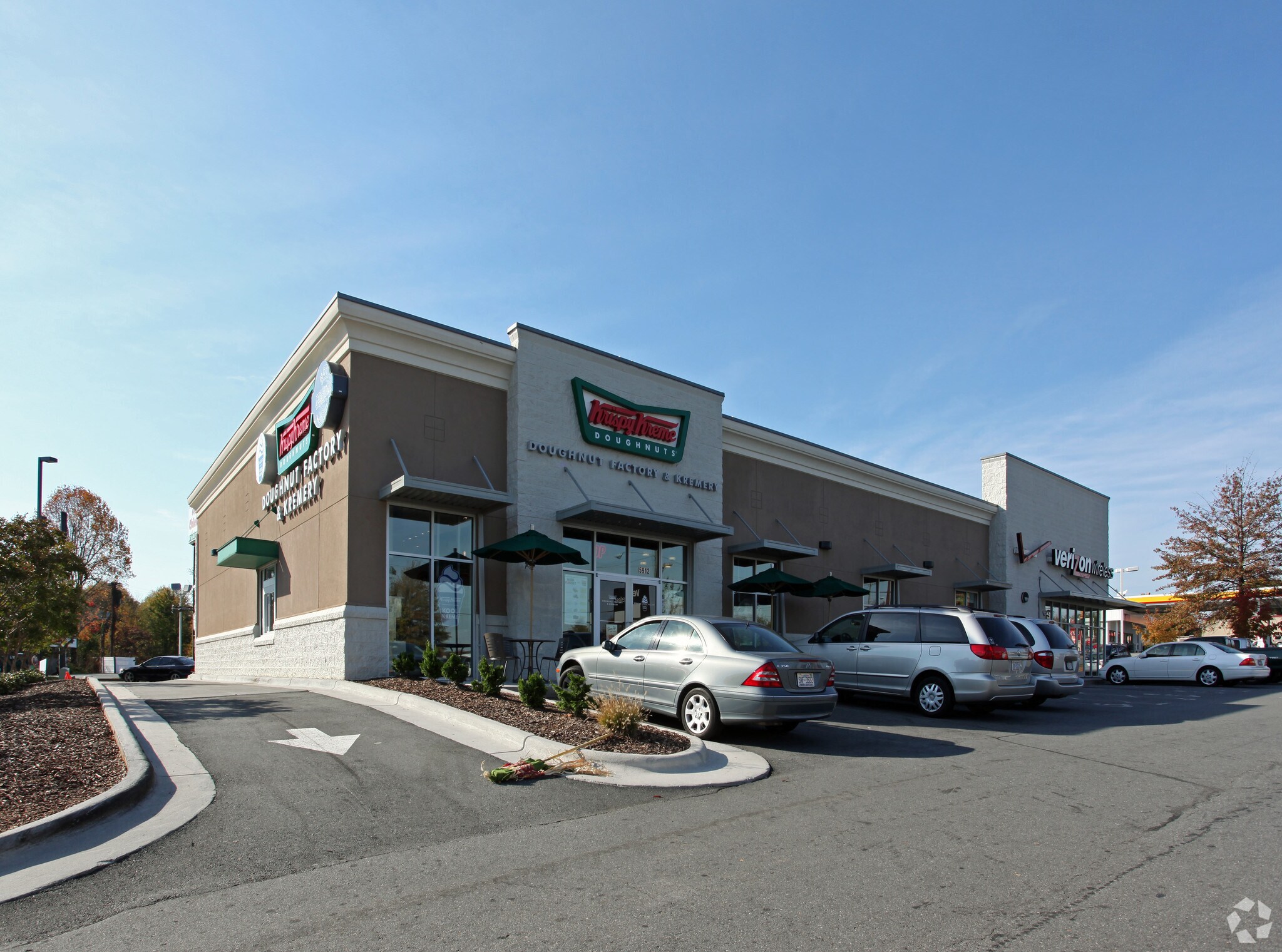 5912-5914 University Pky, Winston-Salem, NC for sale Primary Photo- Image 1 of 1