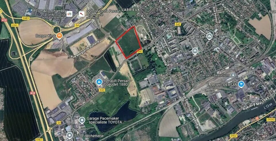 Local d'activités dans Persan à vendre - Photo du bâtiment - Image 2 de 7