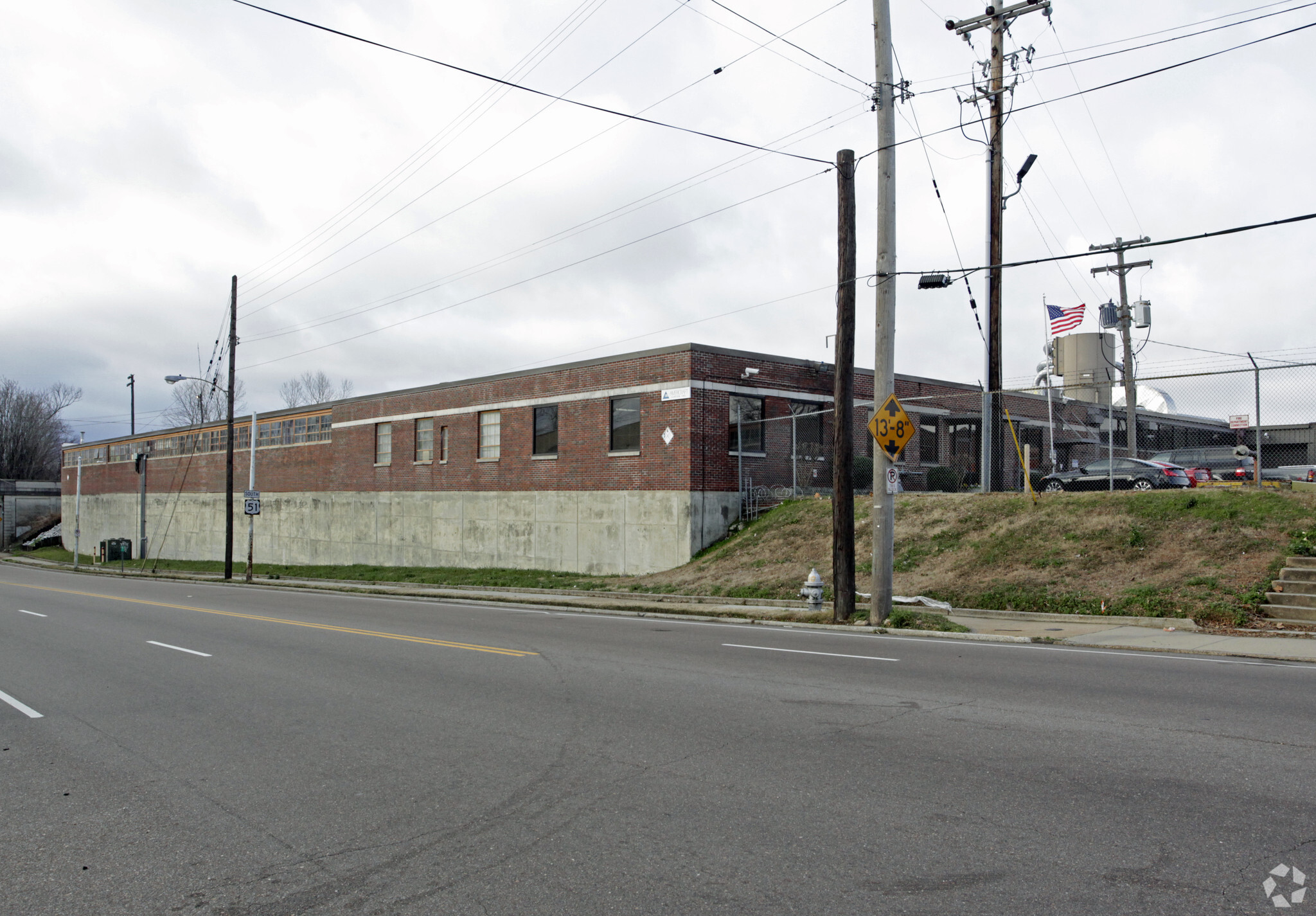 835 S Bellevue Blvd, Memphis, TN for sale Primary Photo- Image 1 of 3