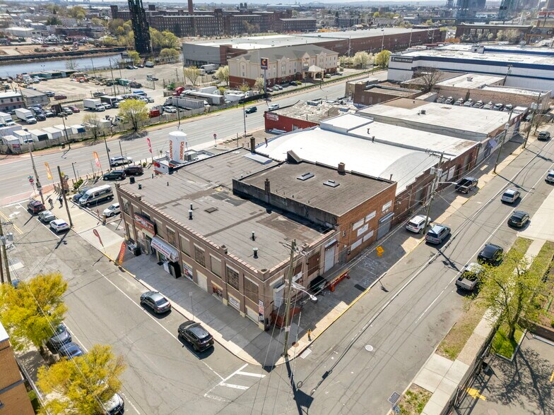 160-164 Mount Pleasant Ave, Newark, NJ à vendre - Photo du bâtiment - Image 3 de 14