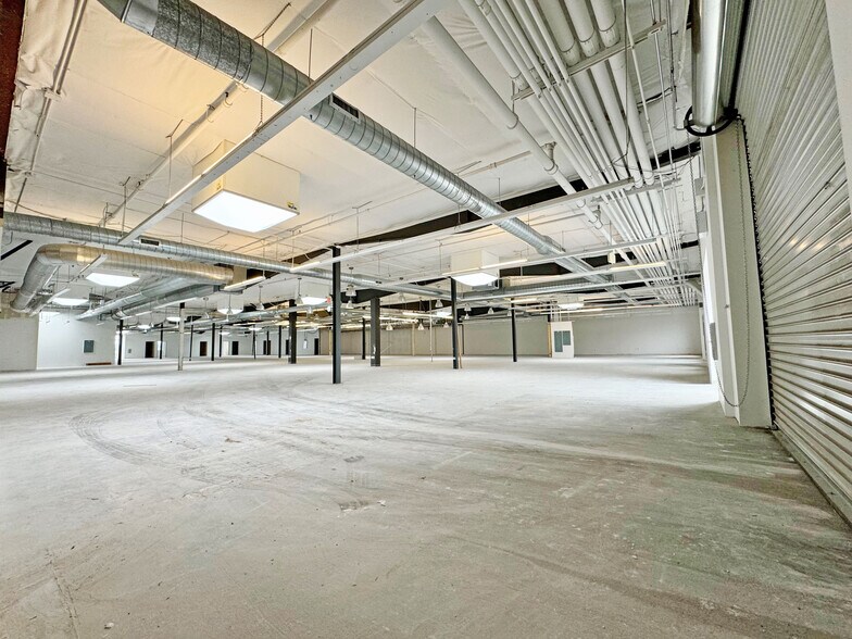 6300-6370 Hollister Ave, Goleta, CA à louer - Photo intérieure - Image 1 de 12