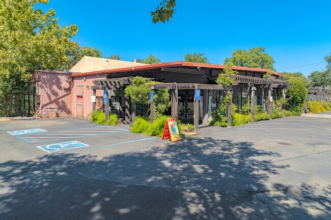 Plus de détails pour 1015 Olive Dr, Davis, CA - Industriel à louer