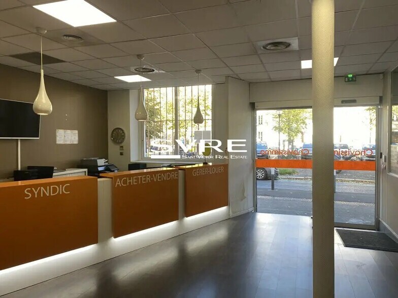 Retail in Marseille for lease - Lobby - Image 2 of 10