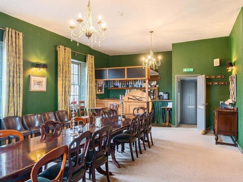 3 B2146, Funtington à louer - Photo du bâtiment - Image 3 de 20