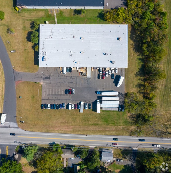 352 Godshall Dr, Harleysville, PA for lease - Aerial - Image 3 of 5