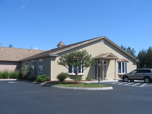 15 Chenell Dr, Concord, NH à vendre - Photo du bâtiment - Image 3 de 6