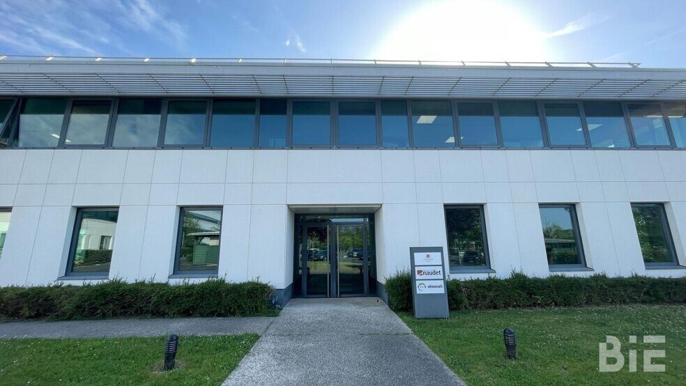 18 Avenue Pythagore, Mérignac à vendre - Photo du bâtiment - Image 2 de 10