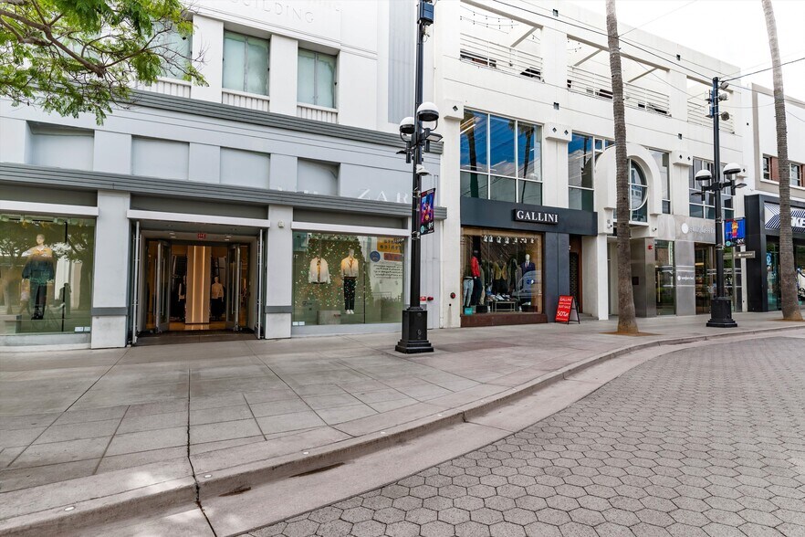 1334 3rd Street Promenade, Santa Monica, CA à louer - Photo du bâtiment - Image 2 de 3