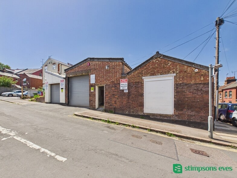 1 London Rd, Luton à louer - Photo du bâtiment - Image 3 de 3